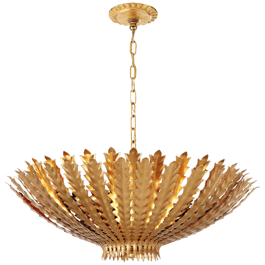 Hampton Medium Chandelier in Gild