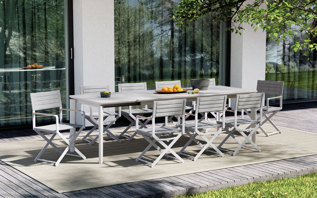 Chic Folding Chair in White