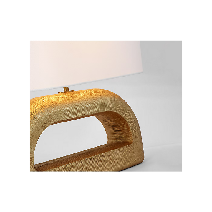 Utopia Large Combed Table Lamp in Gild