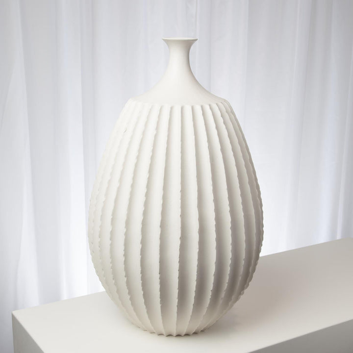 Sawtooth Vase - Rustic White - Large
