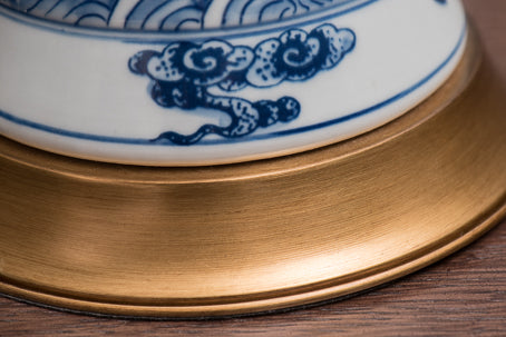 Chow Blue Lamp